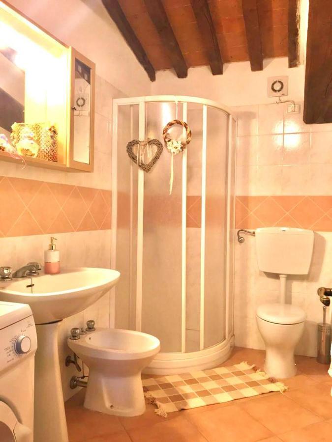 Il Casale Di Rolando Apartment กาสติลิโอเน ดิ การ์ฟาญานา ภายนอก รูปภาพ