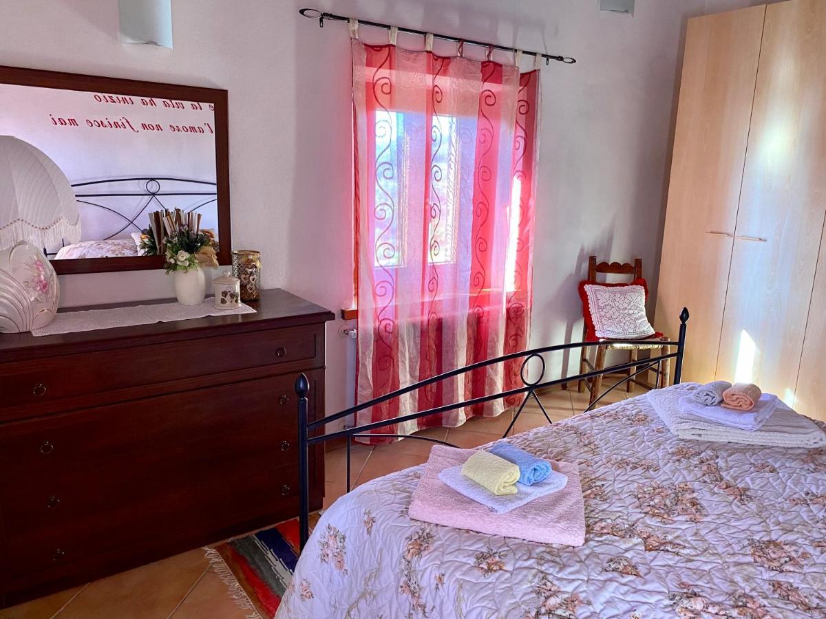 Il Casale Di Rolando Apartment กาสติลิโอเน ดิ การ์ฟาญานา ภายนอก รูปภาพ